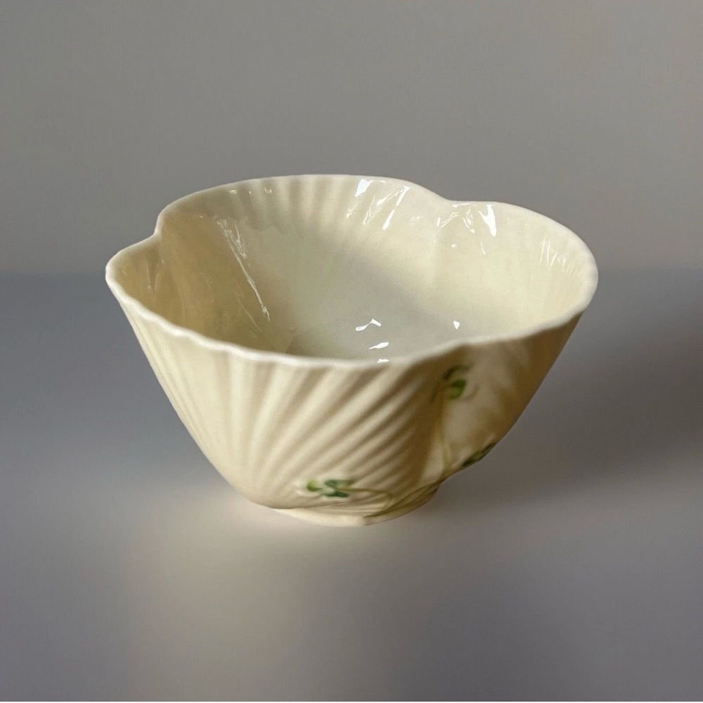 Belleek Shamrock and Shell bowl